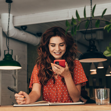 Fonex - Puzdro G-MOOD pentru iPhone 13, červená