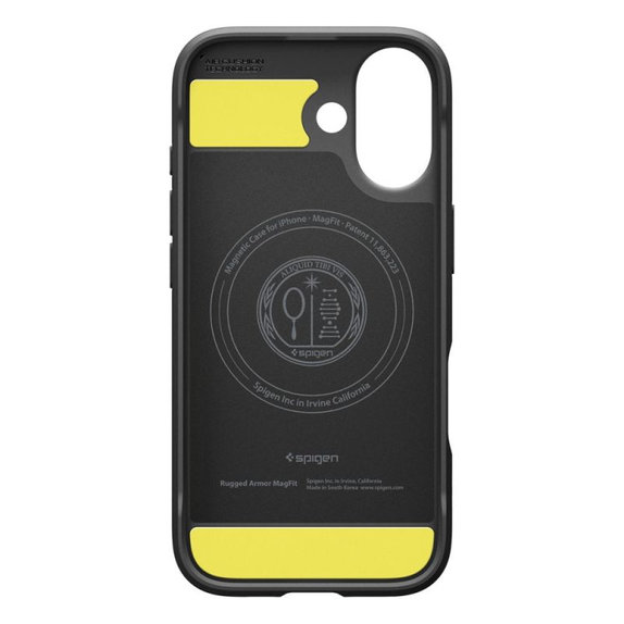 Spigen - Rugged Armor husă MagSafe pentru iPhone 17, Matte Black