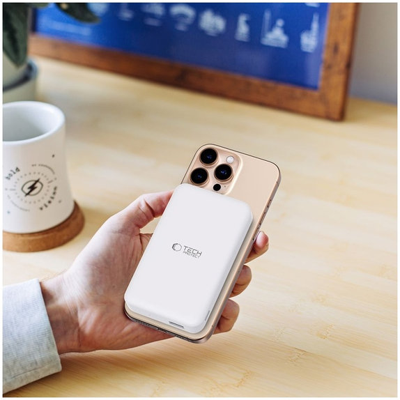 Power bank PB24 Lifemag Qi2 MagSafe 10000mAh, albă, Tech-Protect
