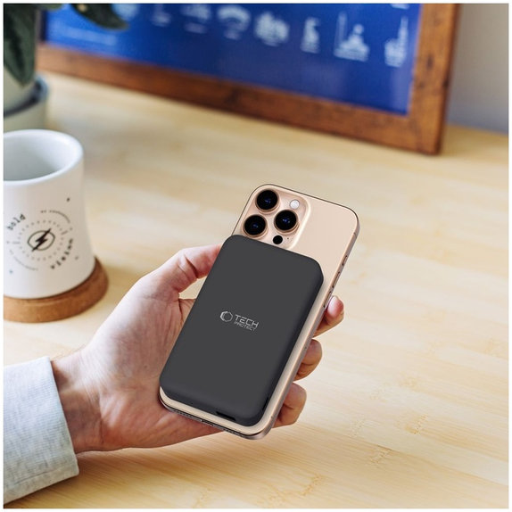 Power bank PB24 Lifemag Qi2 MagSafe 10000mAh, neagră, Tech-Protect