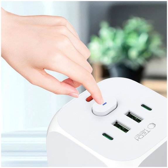 Încărcător de rețea PCL3X4 Power Socket 2 USB & 2 USB-C & 3 Socket, albă, Tech-Protect