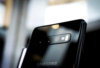 Mare prezentare a accesoriilor pentru Samsung Galaxy S10