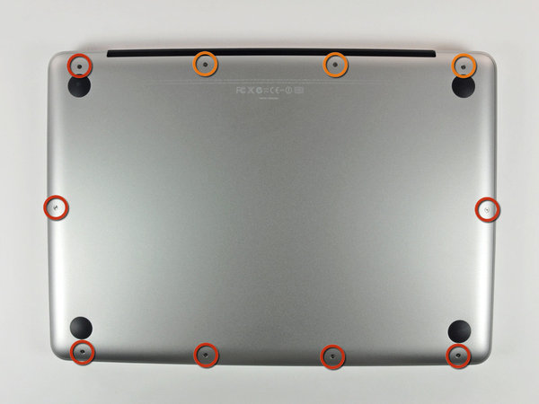 Deschiderea capacului inferior