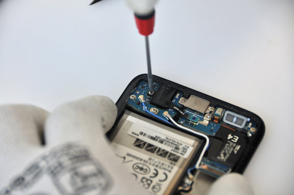 Scoaterea conectorului Jack