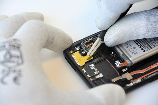 Scoaterea senzorului de proximitate