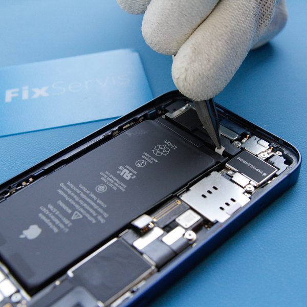 Dezlipirea clemelor adezive