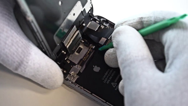 Deconectarea conectorului sticlei tactile