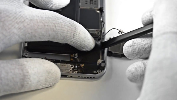 Scoaterea modulului lightning din telefon